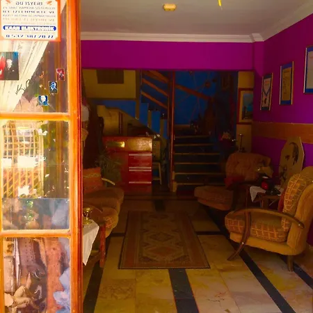 Otel Tuana Side